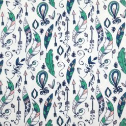 weißer Boho Stoff mit Federn blau altgrün Detail