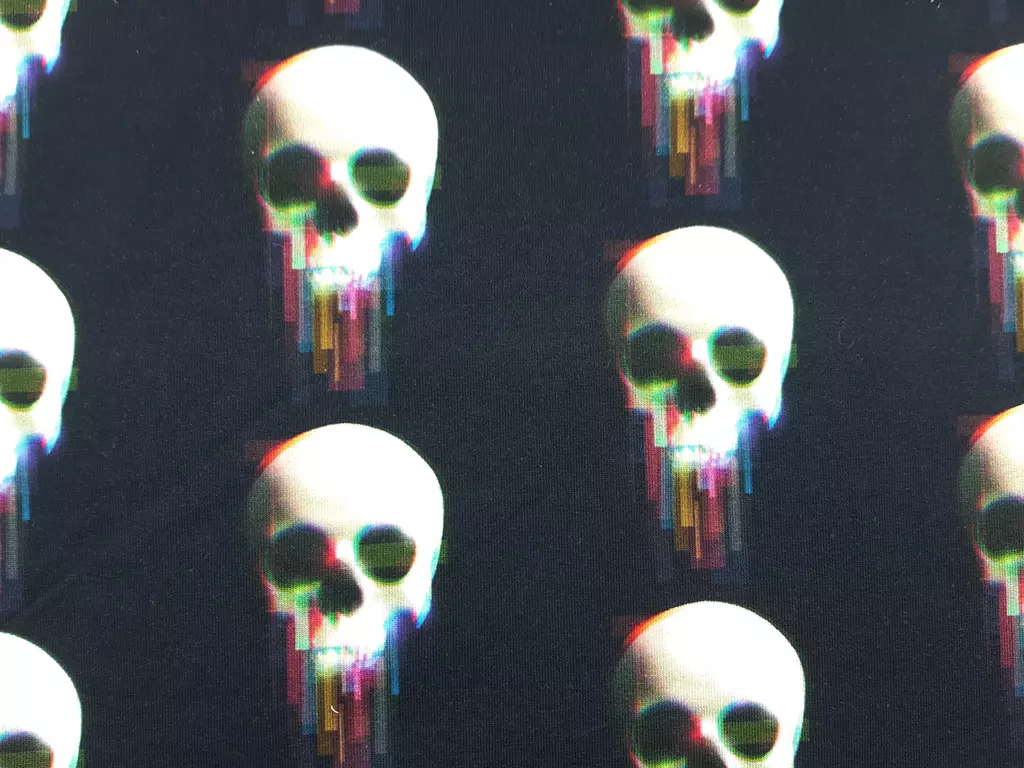 SanDaLu French Terry Totenkopf schwarz weiß Detail