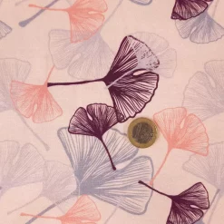 Jersey Stoff mit Ginkgo Blättern rosa Euro Größenvergleich
