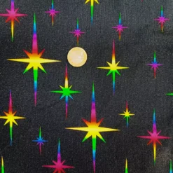 Stoff Rainbowstars Euro als Größenvergleich