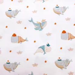 SanDaLu maritimer Kinderstoff mit Walen und Papierbooten, Küstenkind