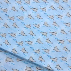 SanDaLu Jersey mit Robben in hellblau