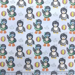 maritimer Stoff mit Pinguinen am Strand Lineal