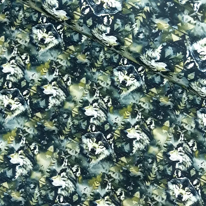 SanDaLu French Terry mit Wolf Motiv in grün