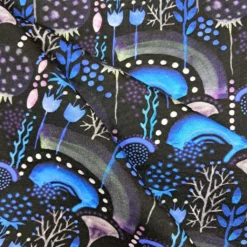 SanDaLu Sweatstoff mit Regenbogen blau schwarz in Falten