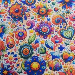 SanDaLu bunter Alpensweat mit Herzen und Blumen