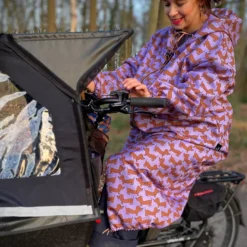 SanDaLu Dackel Stoff wasserabweichend flieder von Cherry Picking Nähbeispiel