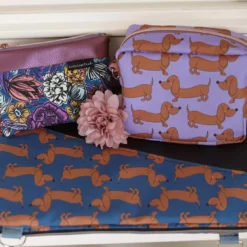 SanDaLu Dackel Stoff wasserabweichend flieder und blau von Cherry Picking Nähbeispiel