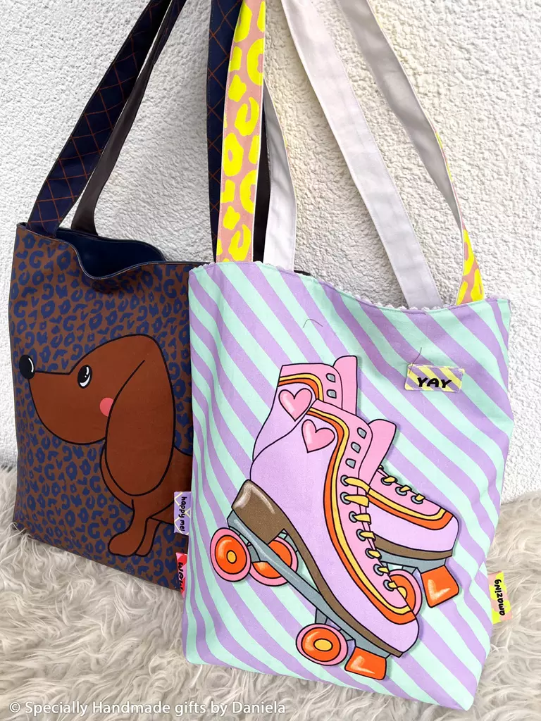 SanDaLu Taschenpanel Dackel und Rollschuhe von Cherry Picking fertige Taschen