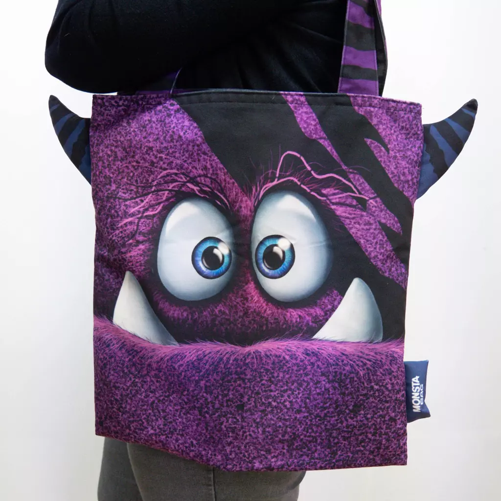 SanDaLu Taschenpanel Monsta Bag violett von Thorsten Berger fertige Tasche Tragebild