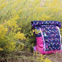 SanDaLu Canvas mit bunten Blättern auf dunkelblau Rucksack