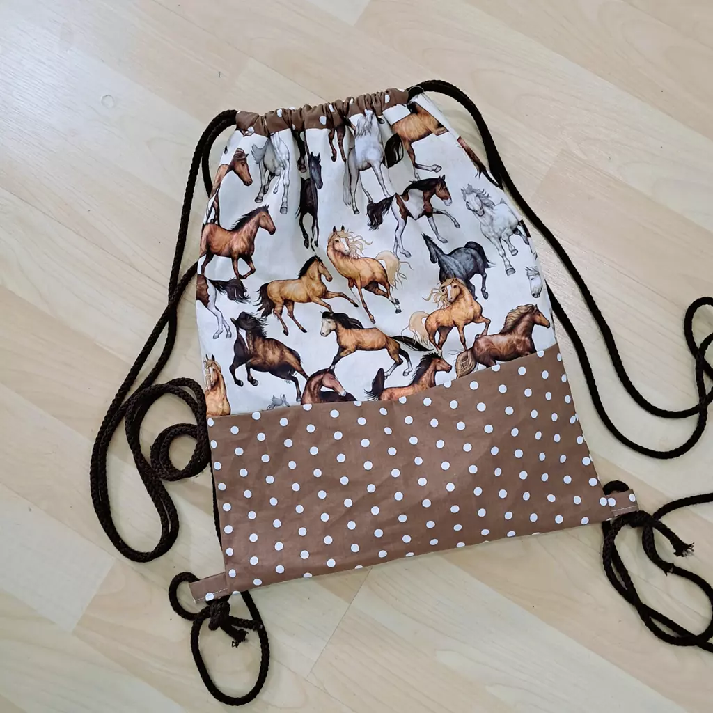 SanDaLu Rucksack mit Pferden
