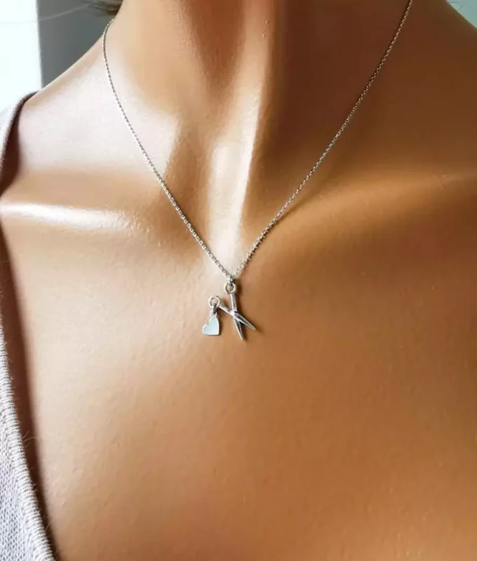 Geschenkidee Halskette mit Scheren-Anhänger