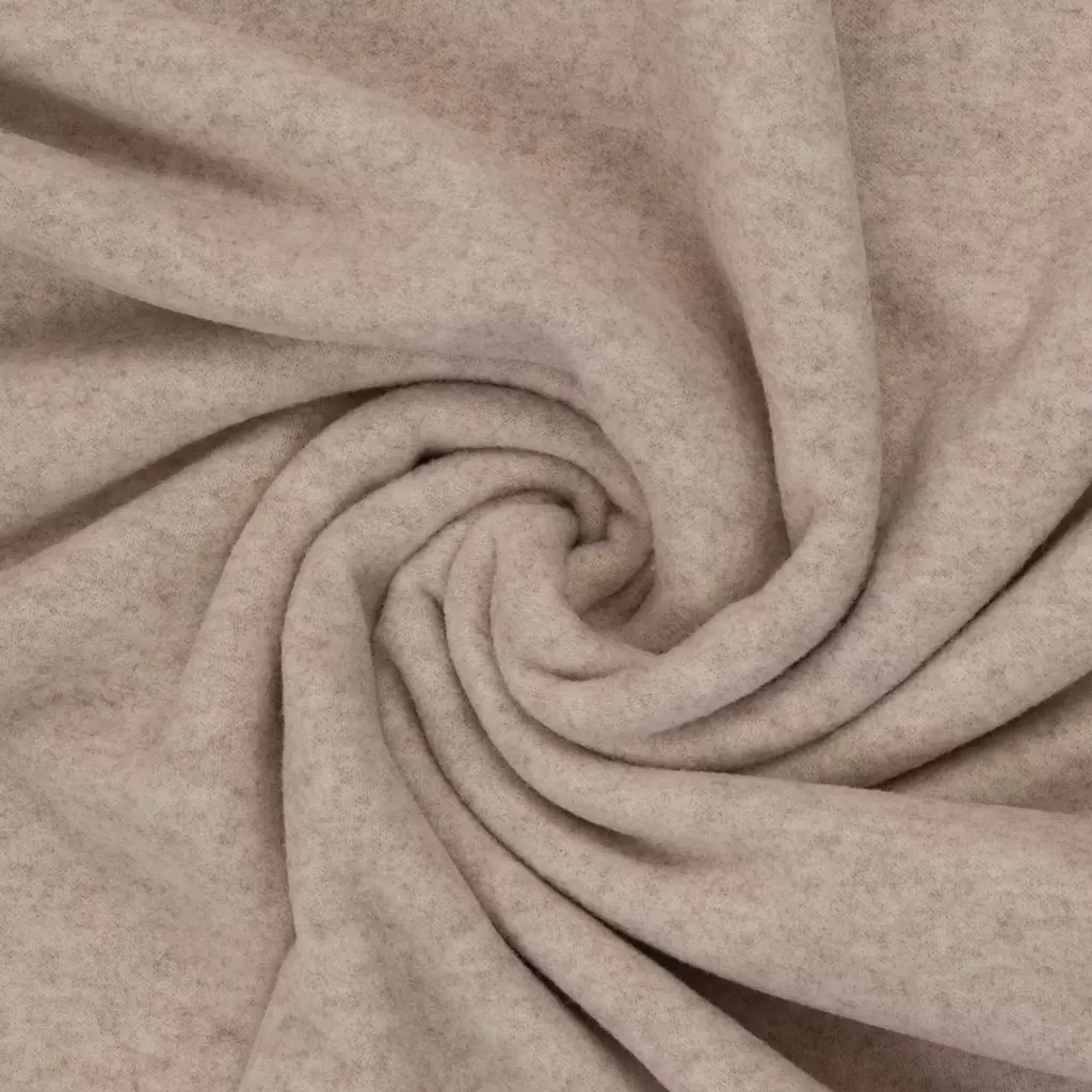SanDaLu Merino Fleece in Beige drapiert
