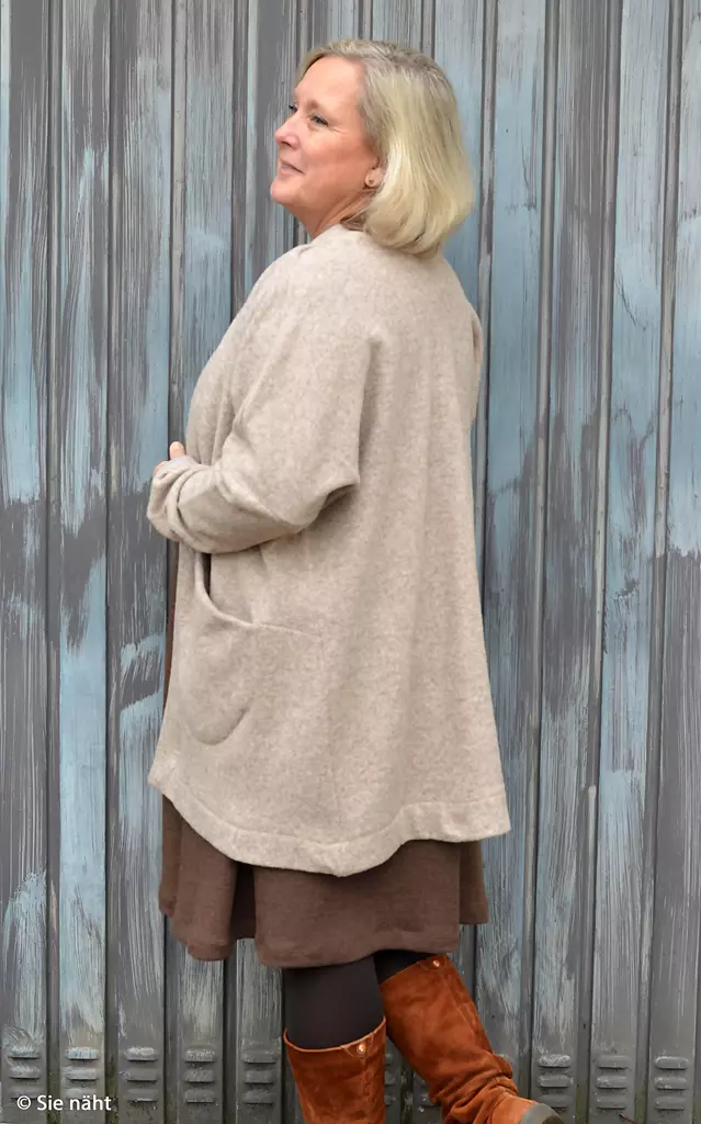 SanDaLu Merino Fleece in Beige Nähbeispiel