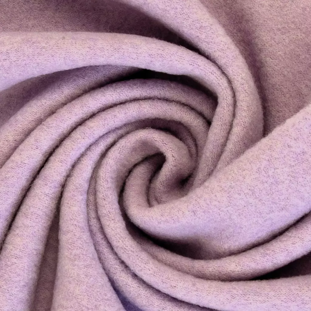 SanDaLu Merino Fleece in Flieder drapiert