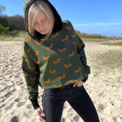 SanDaLu Sweat Dackel Terry von Cherry Picking in dunkelgrün Nähbeispiel